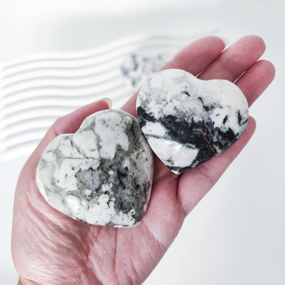 Black Tourmaline in Quartz Heart Crystal Carving - Picture 7 of 9